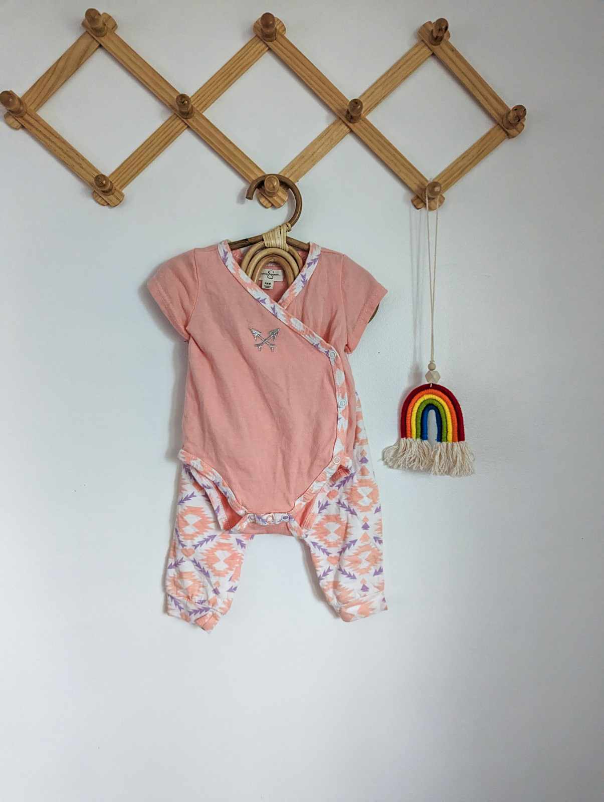 Jessica Simpson Bodysuit & Pant Set (3-6)