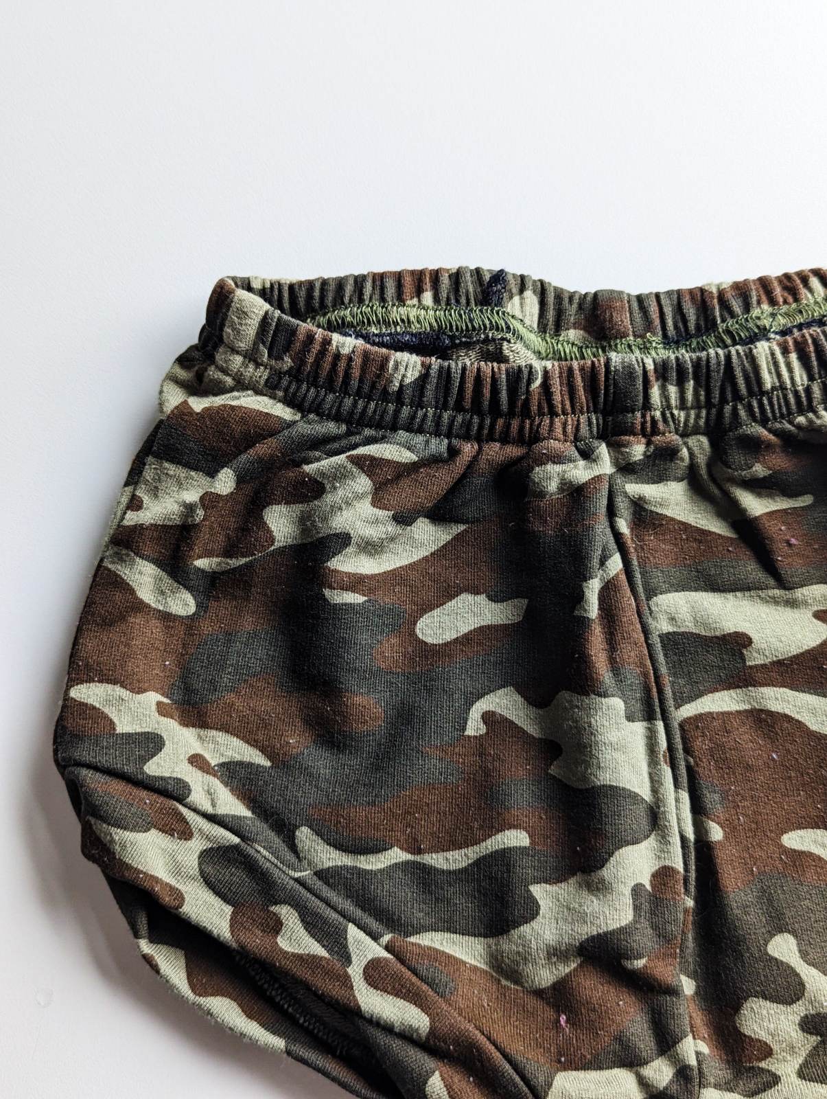 Vi & Jax Camo Print Shorties (2/3)