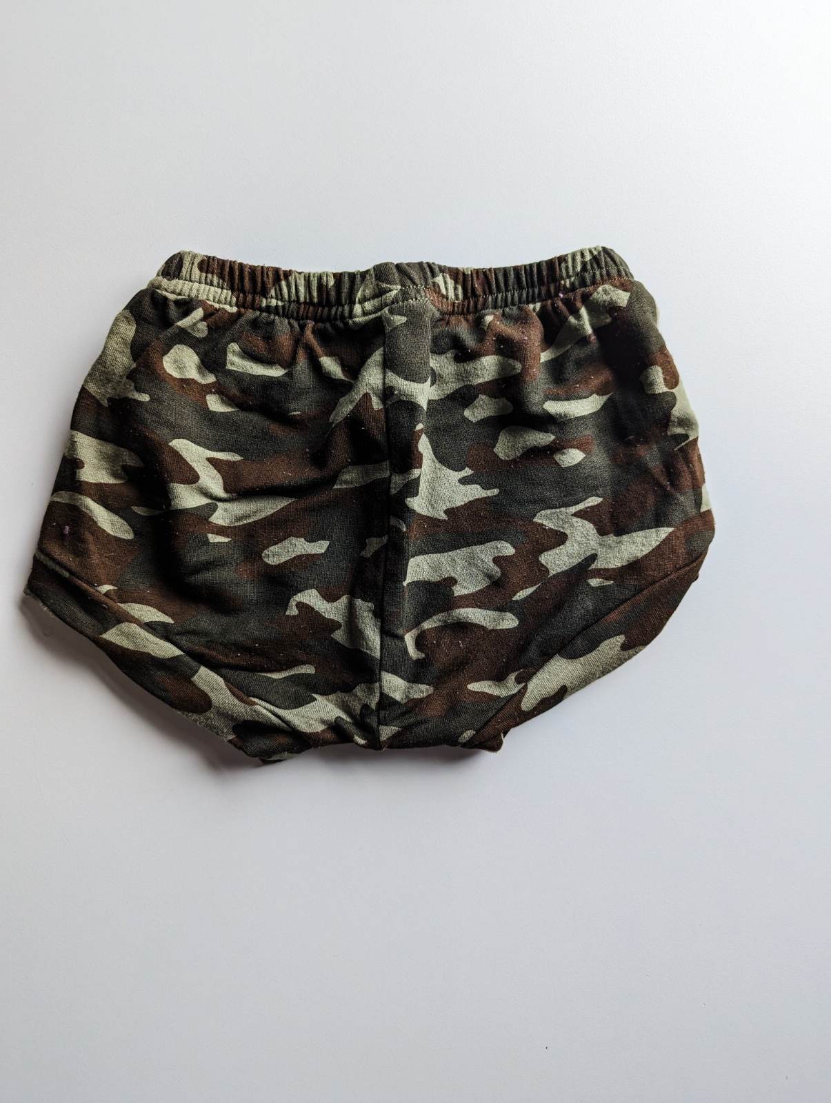 Vi & Jax Camo Print Shorties (2/3)