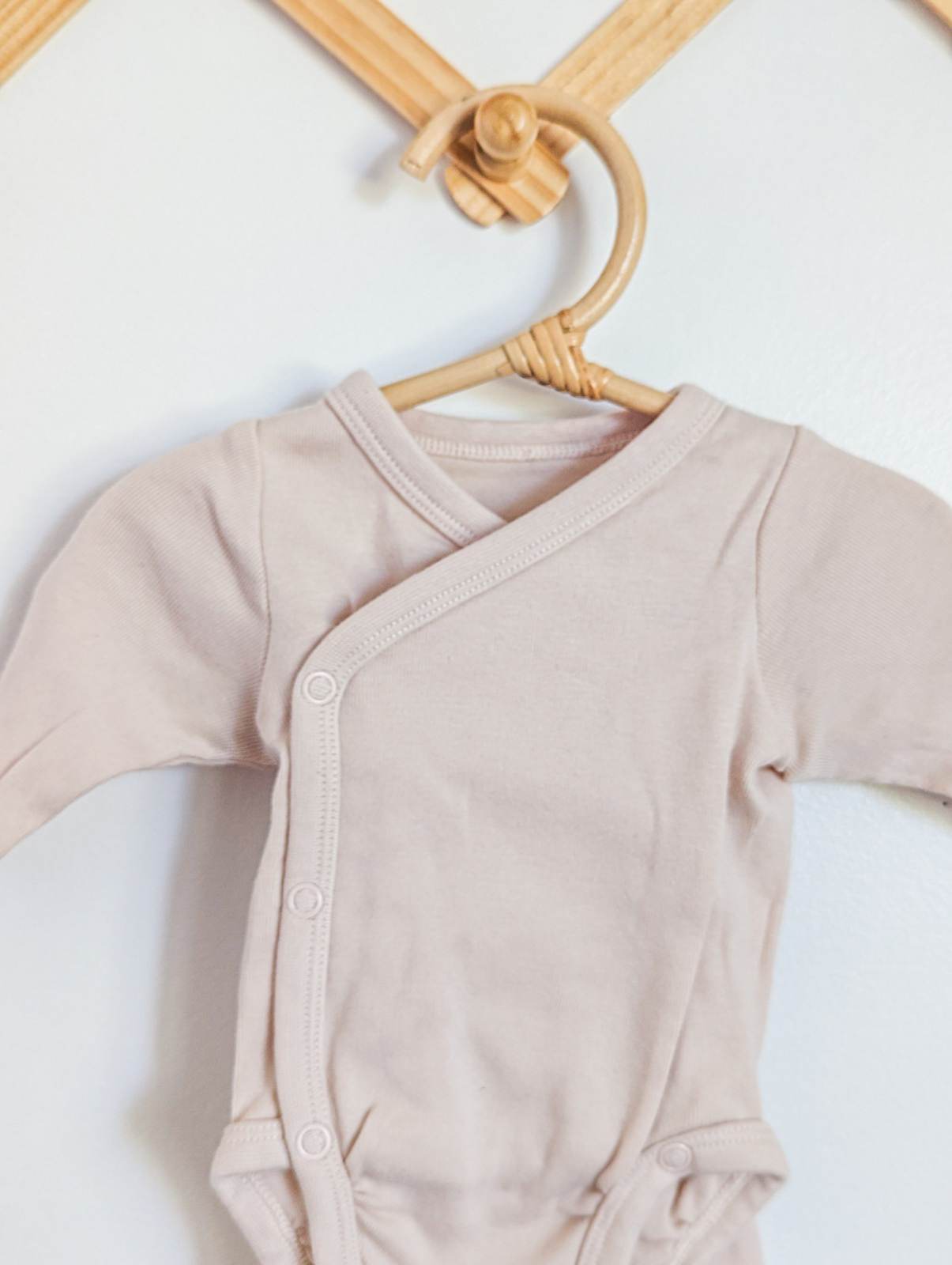 H&M Organic Cotton Wrap Bodysuit & Leggings Set in Palest Pink (NB)