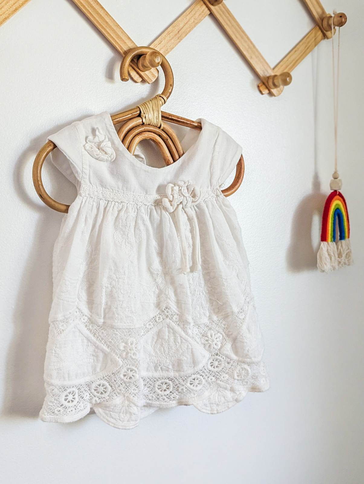 Isobella & Chloe White Sundress (9m)