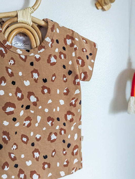 Jax & Lennon Animal Print Basic Tee (0-6m)