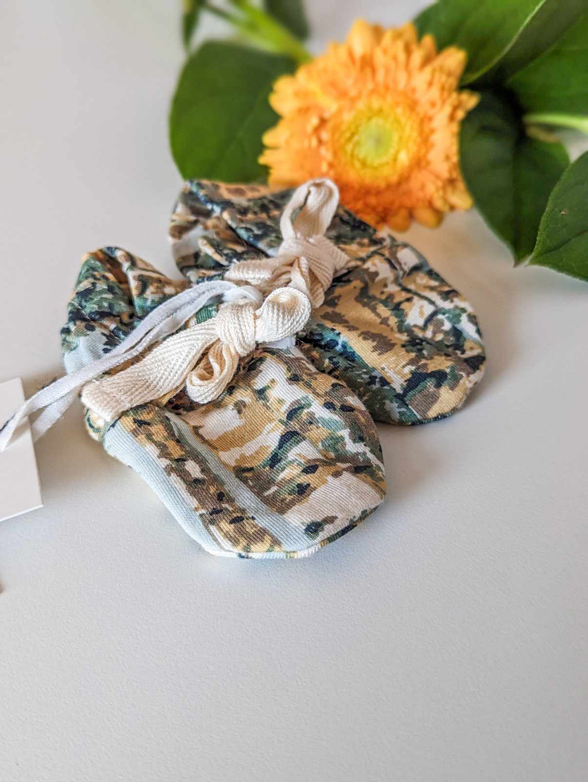 Kate Quinn Cloth Booties in a Birch Tree Print (0-3m)