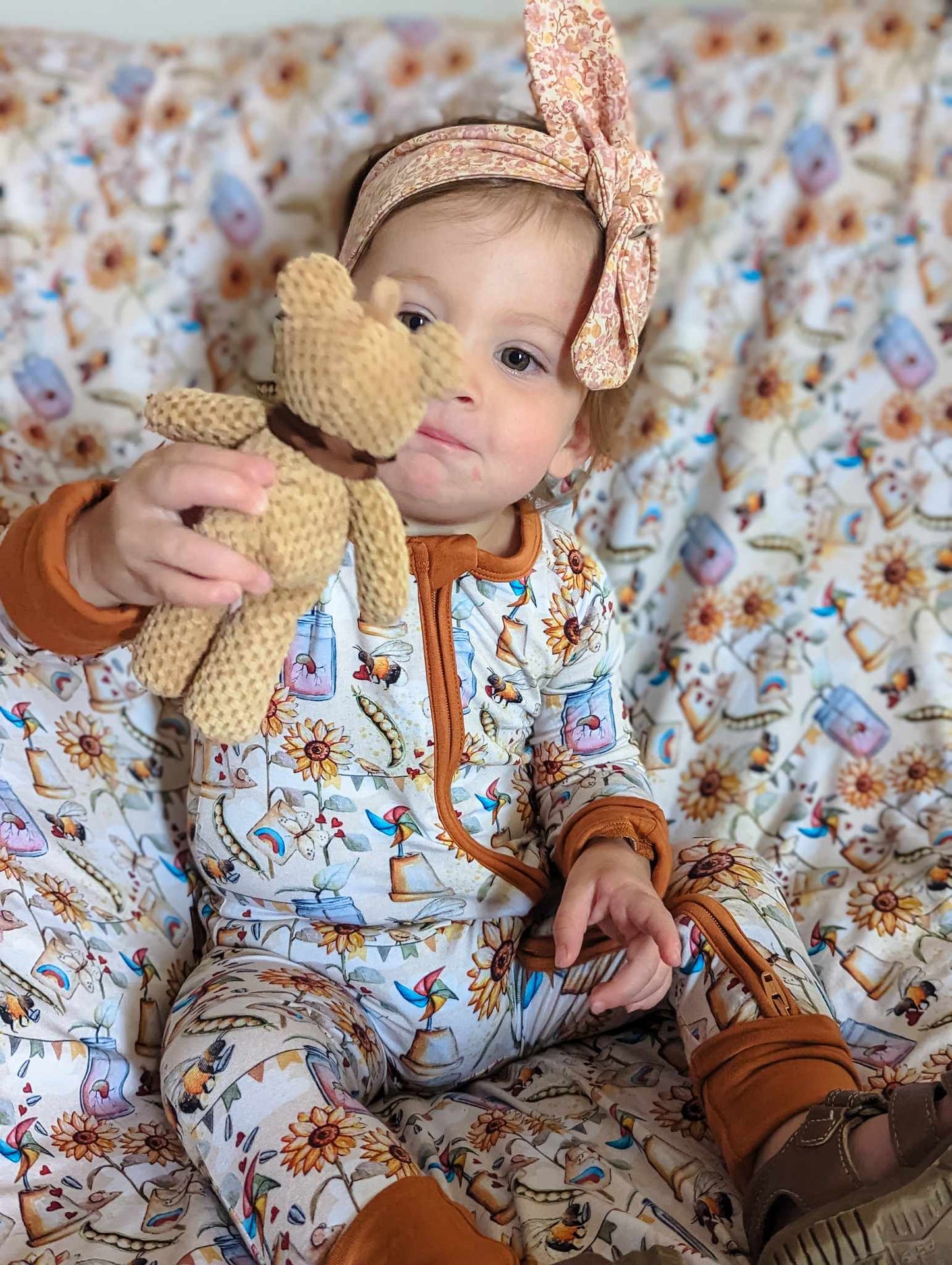 Baby Bear Bamboo Zippies in "The Bees Peas"