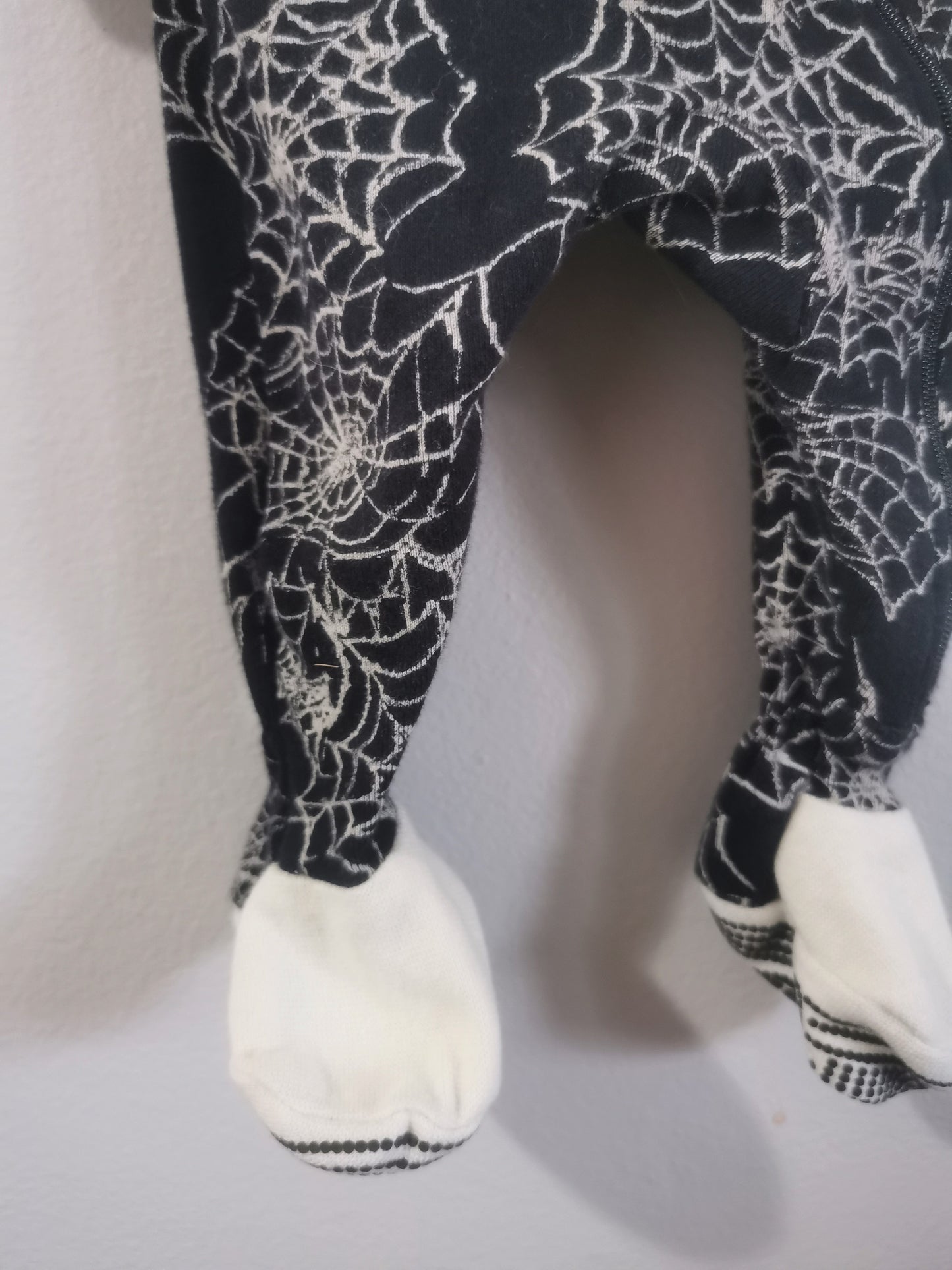 Burt's Bees Baby Footie Sleeper in Spider Web (NB)