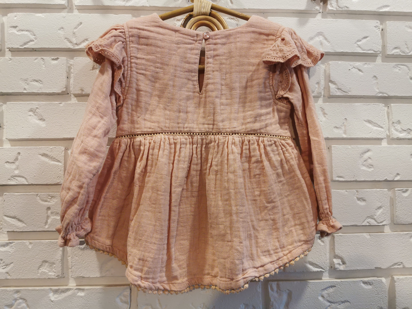 Jamie Kay Olive Blouse in Peach Whip (3T)